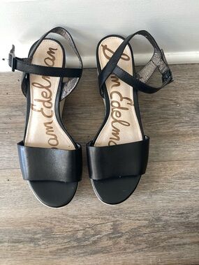 Sam Edelman Black Ankle-Strap Leather Sandals Women’s Size 7.5